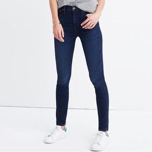 Madewell 10” high-rise skinny jeans. Size 28.